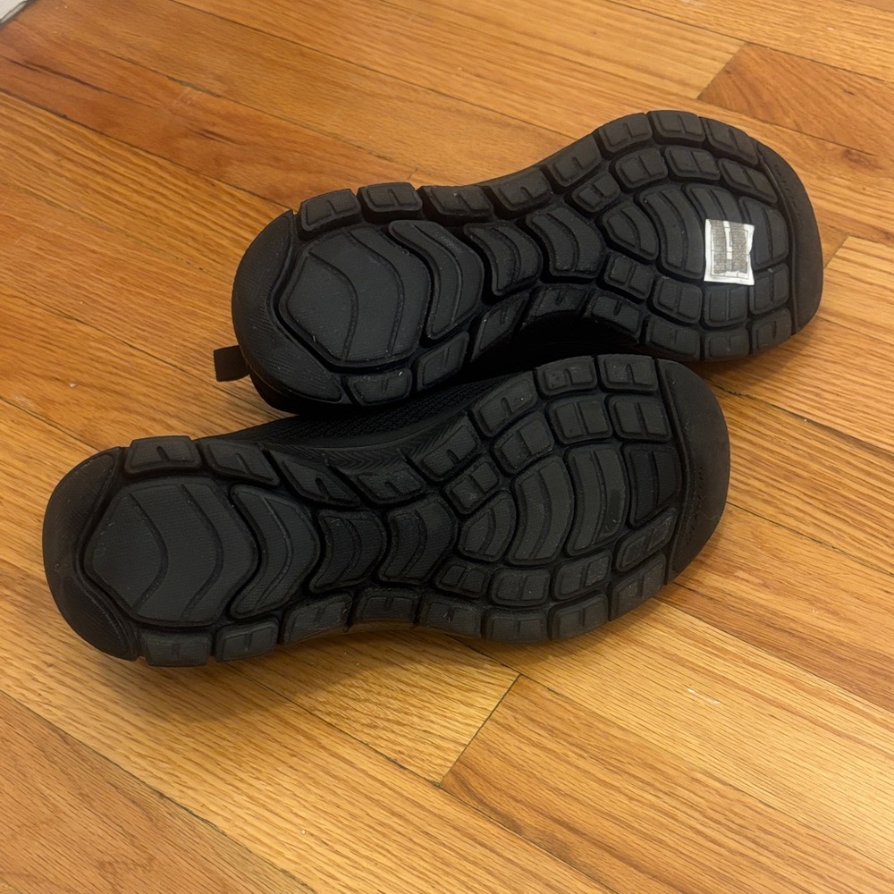 Skechers Women's Black Athletic Shoe - Picture 5 of 6
